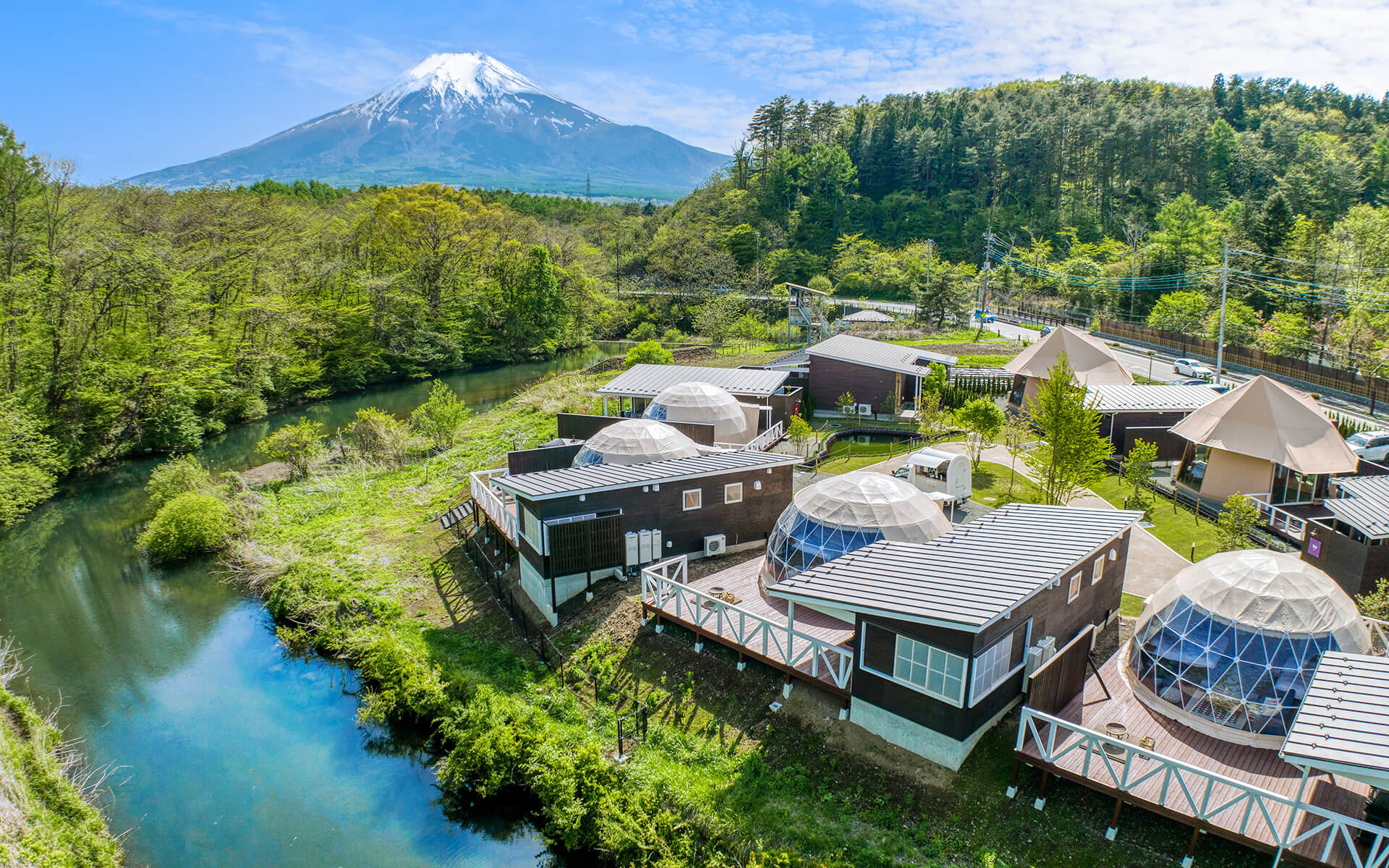 グランドーム富士忍野・全景